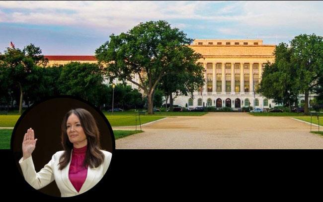 Ag Secy Brooke-Rollins & USDA bldg on National Mall