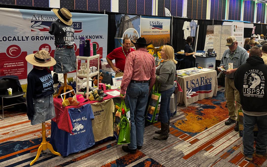 2025-Farm-&-Gin-Show,-rice-booths-with-visitors